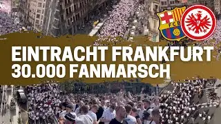 Fanmarsch der 30.000 Eintracht Frankfurt Fans durch Barcelona auf dem Weg ins Camp Nou Stadion