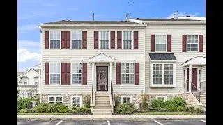 Home for Sale in New Albany - 7007 Monarchos Drive