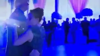 #Сулейман #Керимов танцует на свадьбе дочери Гульнары