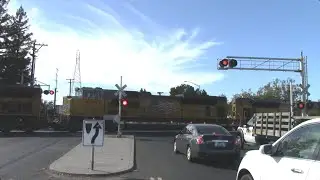 Fruitridge Road Railroad Crossing, UP 8552 Empty Coal Train North, Sacramento CA