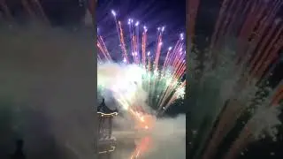 ROUND SHAPE FIREWORKS CAKE #fireworks #2024