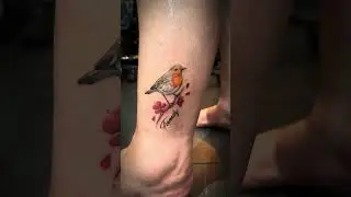 Robin bird as a memory tattoo