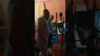 MSIPHOLA PLAYING LIVE IN STUDIO@