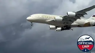 Etihad a380 landing into lhr 😍 #heathrow #a380 #etihadairways 