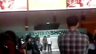 Cody Simpson and Jessica Jarrell in Fashion Mall