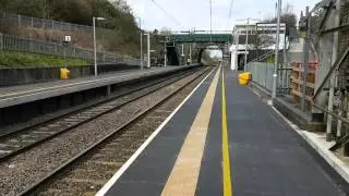 (HD) 37069+37610 passing Hartford on 6K73 9/4/2016