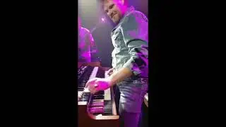 Hammond solo Pride and Joy - Stevie Ray Vaughan Undercover