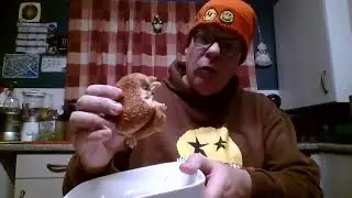 RUSTLERS SOUTHERN FRIED CHICKEN BURGER WITH LIGHTLY PEPPERED MAYONNAISE