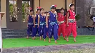 मोर मया के तय करण सुवा रे,,, लोकगीत (SAM SKILLS STUDENTS)