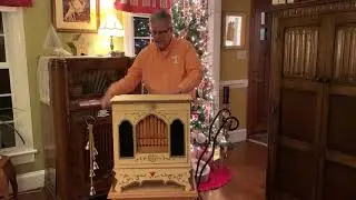 &ldquo;Sleigh Ride&rdquo; on a Deleika German Crank Organ