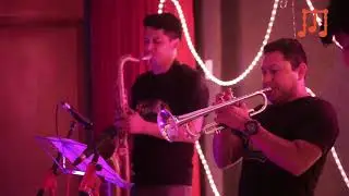 Los Chutos  -  Devuelveme mi disco EN VIVO