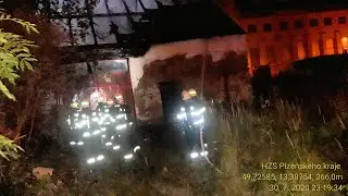 30 7 2020 pož&aacute;r budovy Plzeň Doudlevce