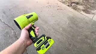 Handheld electric leaf blower 