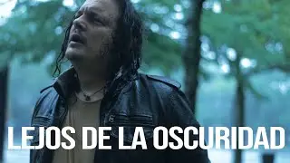 Lejos de la oscuridad - Juan Medici