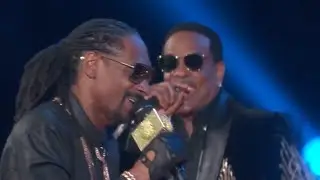 Snoop Dogg Peaches N Cream ft. Charlie Wilson @ 2015 iHeartRadio Music Awards Live HD
