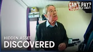 Agents Seize an Airplane to Pay Off &pound;17,000 Debt | Can't Pay? We'll Take It Away!