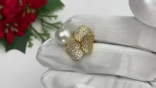 Pearly Lustre Garden City Elegant Freshwater Pearl Ring WR00194