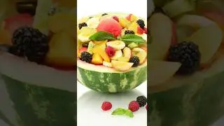 Khwab bankar hi chale aao #mix #fruit #salad #yummy #happy #thekikuskitchen #shorts