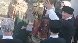 Даргинские песни звучат на традиционных обрядах.  Цудахарский диалект слушать вдвойне приятно Арадеш