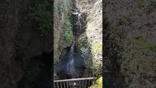 Fallender Gr&uuml;ndgesbach #bach #wasser #relax