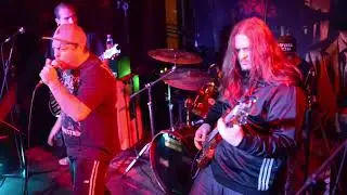 Grinding Reaction - Inimigo no Espelho (Live Video)