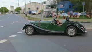 Classic cars leaving Brisbane Cars and Coffee 2024 December Meet | 50s-90s classics