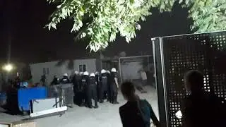 Eleonas refugee camp (18.08.22 Athens): riot police enforce the transfer of the camp inhabitants.