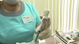 Poll shows more mistrust of Russia, China vaccines
