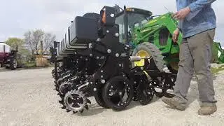 Yetter Cab Control 8 Row Bar