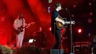 The hardest love - Dean Lewis live in 013 Tilburg