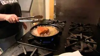 Тост Тонга в кафе Kona Cafe