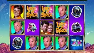 LOST IN SPACE Video Slot Casino Game with a SPACE ADVENTURE FREE SPIN BONUS