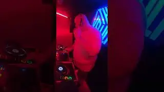 Caf&eacute; Del Mar for the win! 🎶 Dropped the Energy 52 classic at Flaunt&rsquo;s Xmas Party