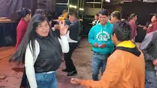 LOS SOMBIS 2025 - CUANDO MAS TE NECESITE