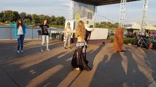 Vistula River Beach #Warszawa#Poland#Beautiful Belly Dance # Arabic Song By Sarah's Vlogs !