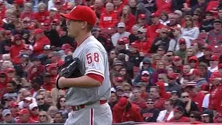 PHI@CIN: Hellickson strikes out six in Phillies debut