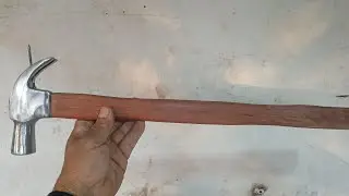 Aprenda fazer seu martelo de carpintero pega prego na unha 