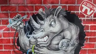 Airbrushing Ryan 