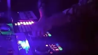 Bleib Stark[Untergangsszenaruo 16.3.2024] Vset .Make Bass not Love.Part II.by Stoina D