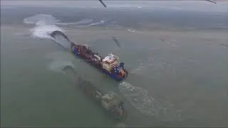 Dronebeelden Baggerschip Zeeuwse kust.