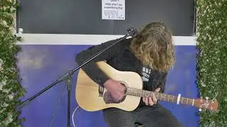 Jye Sharp - Follow me green [Live] It's GREAT to be ALIVE!