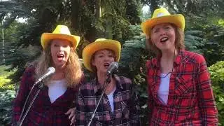 Meijenhagen optreden zangtrio Schaamteloos