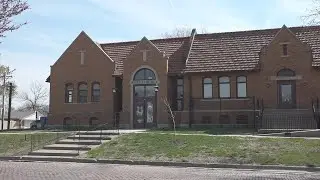 West Liberty Library offers resources to help people become citizens