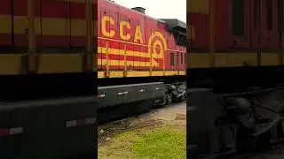 GE C40-8W #1033 & EMD SD40T-2 #1024