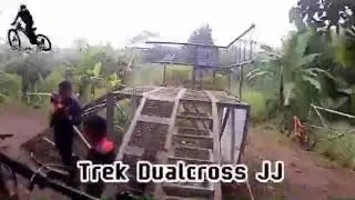 Dualcross track jalur jatiasih