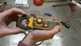 Clamp Meter Testing AC and DC