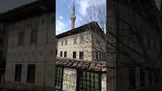 nje video e shkurt nga xhamija e larme ne tetov ose xhamija e pashes tetov