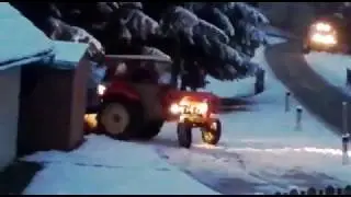 Steyr 188 Schnee Schieben gefilmt von meinem Sohn Philip!- Tractor while snow sliding