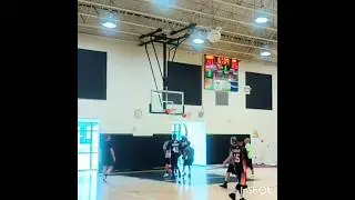 Suarez con el reverse #basketball #viralvideo #reels #highlights