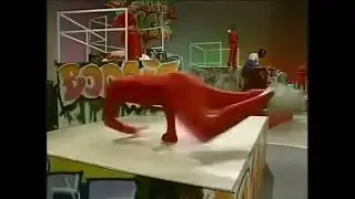 How to breakdance to Tumppi beat (80's educational video, REALLY SICK)